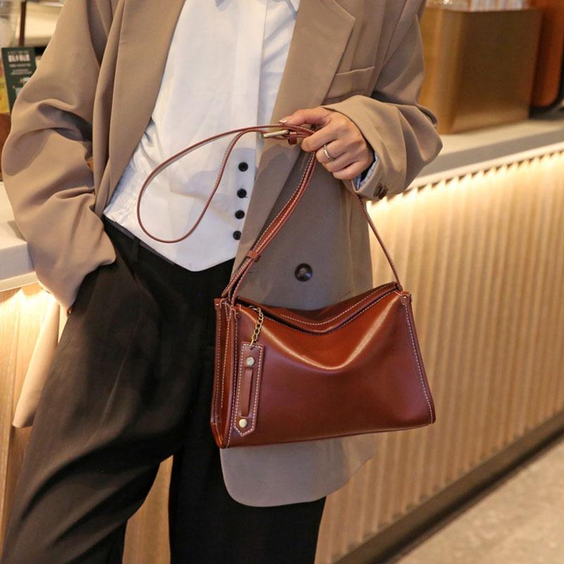 Underarm Bag Women's Vintage Crossbody Bag Large Capacity Genuine Leather Women's Bag French Niche Single Shoulder Cowhide Bag
