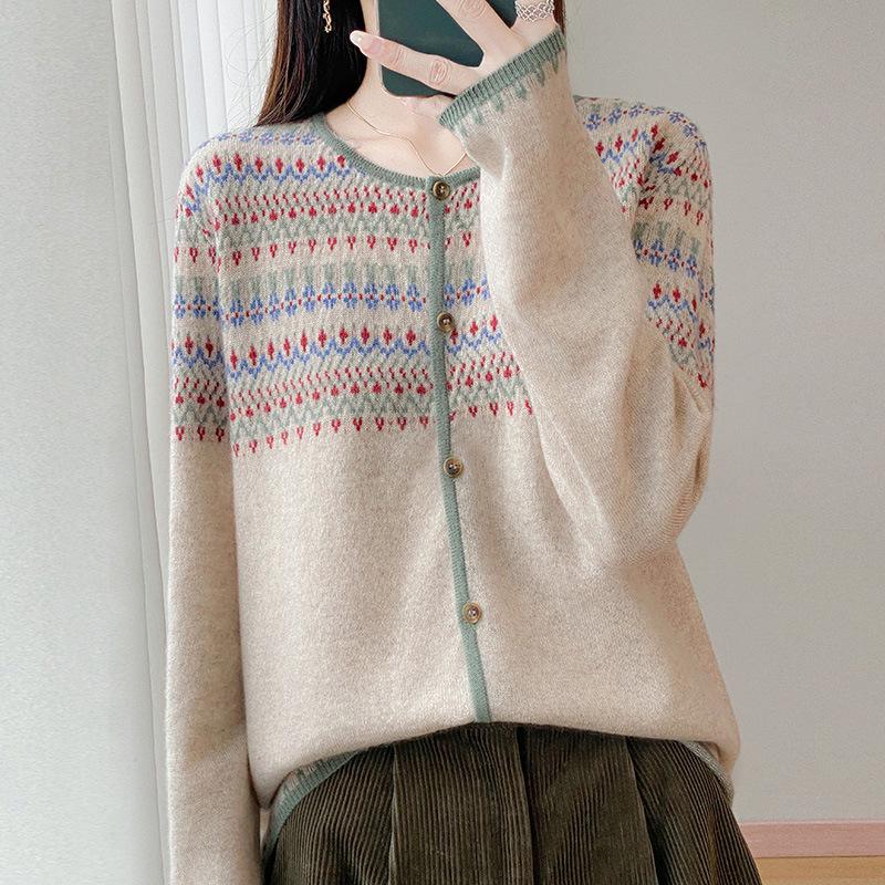 Retro Contrast Color Silk Wool Jacquard Cardigan - Women's Loose Long Sleeve Knit Top