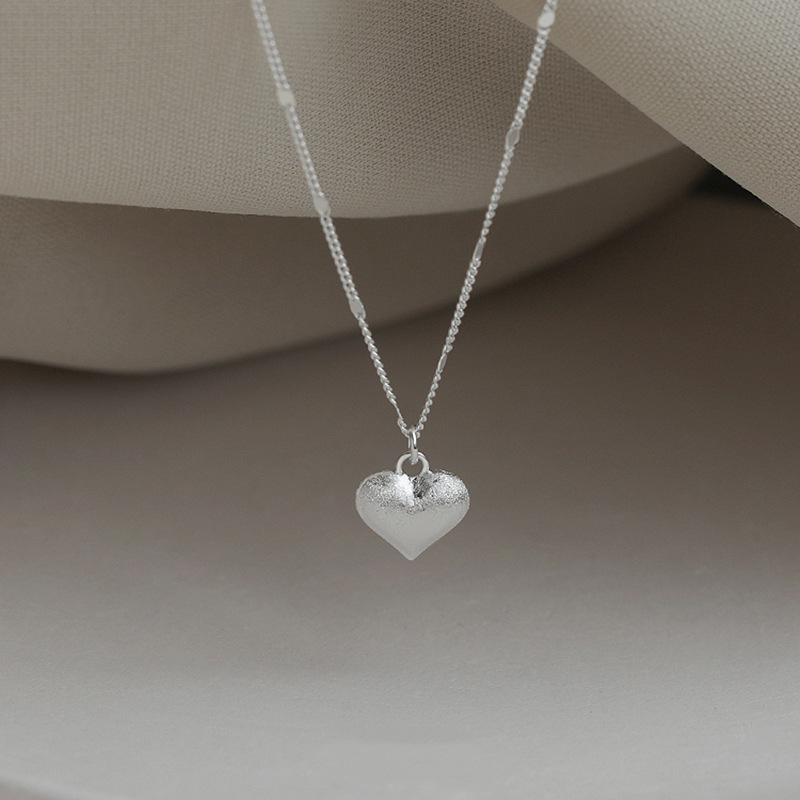 Brushed Love Necklace Girl Temperament Simple Niche Design Clavicle Chain Fashion Temperament