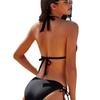 Conjunto de bikini triangular negro con cuello halter y lazo lateral, traje de baño de dos piezas.