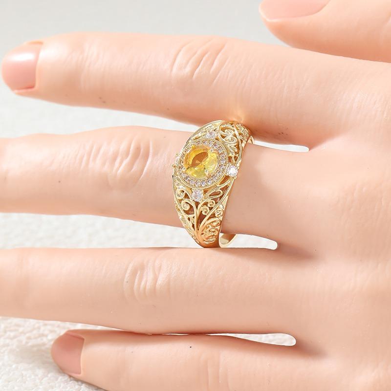 Vintage Inlaid White Champagne CZ Women's Ring Ethnic Gold Color Geometry Daily Wear Party Jewelry Anniversary Gift