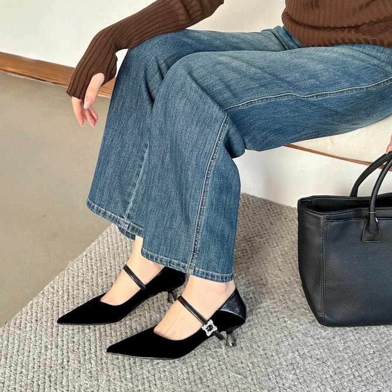 Pointed French suede medium heel Mary Jane shoes for women in the autumn of 2025, new models with temperament, fine heel single shoes for women