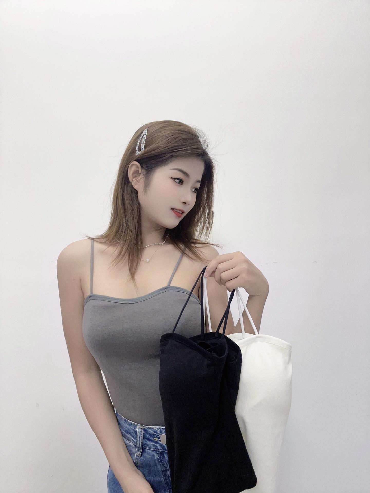 

Sweet & Spicy Spaghetti Strap Padded Bandeau Vest: Women s Slimming Summer Top L (for 52.5-65 kg) серый