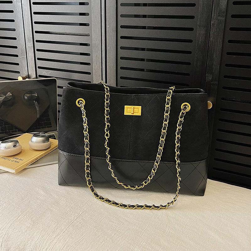 Women's Luxury Argyle Chain Underarm Tote Bag - Mielard Color Block, Large Capacity, Commute Style.