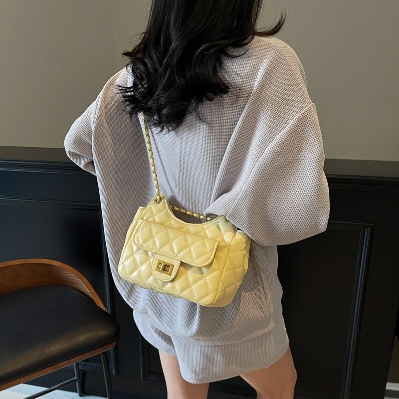 Premium Texture Rhombus Chain Underarm Bag Women's New Trendy Versatile Popular Small Square Bag Shoulder Messenger Bag