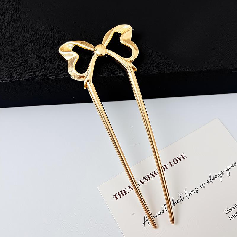 Barrette nœud tendance 2024: Accessoire pour cheveux pour femmes de style simple