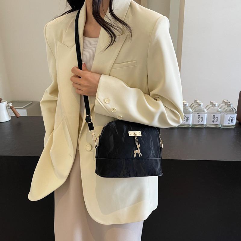 Chic Pu Leather Shell Bag For Women 2024 Trendy Street Fashion With Phone And Certificate Pockets