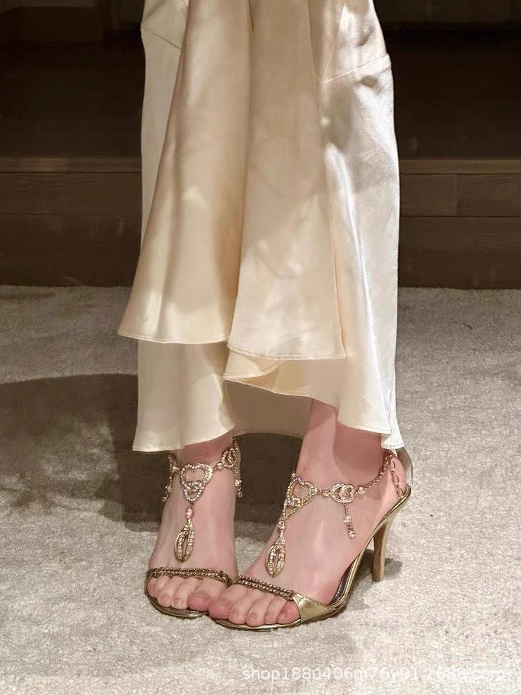 

RC new pendant rhinestone celebrity gold medieval open-toed sandals summer wear high-end high heels stiletto round head 34