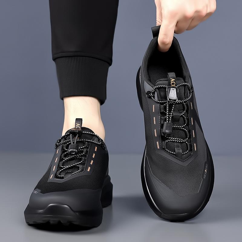 Fashion New Handmade Mens Slip On Shoes Wear-resistant Travel Walking Shoes Antiskid Male Vulcanize Shoes Luxury Brand Mens Sneakers