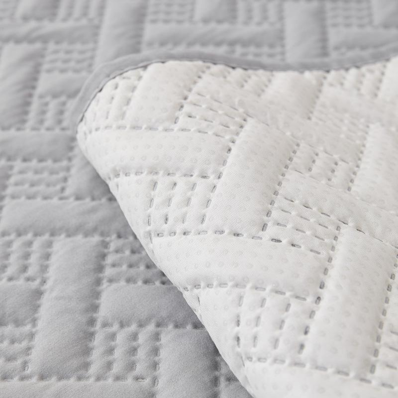 Sofa Cover Anti Slip Dirt Resistant Seat Cushion Striped Sofa Cushion Four Season Universal Protective Cover