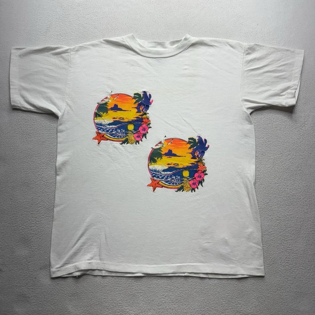 Vintage 90s Caribbean Wildlife Nature Fish Beach Size L Retro Neon T Shirt