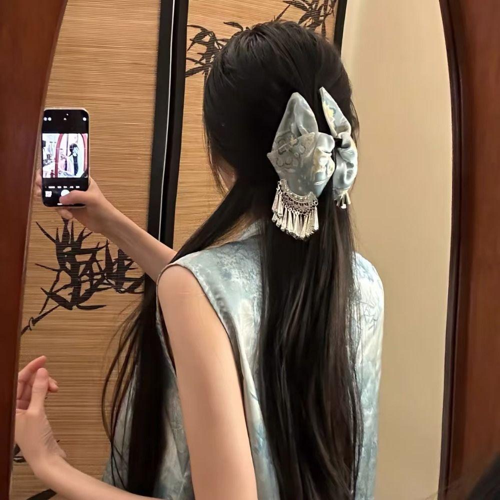 Princess Style New Chinese-style Hairpins Imitation Silver Bell Hairgrip Tassel Hair Clip  Headwear