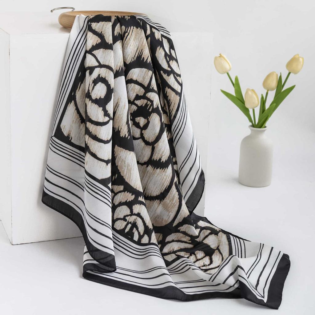 2024 Vår og Høst Tynt Fransk Beige Prikkete Skjerf Dames Firkantskjerf Sjal Ytre Dekorasjon Allsidig Skjerf