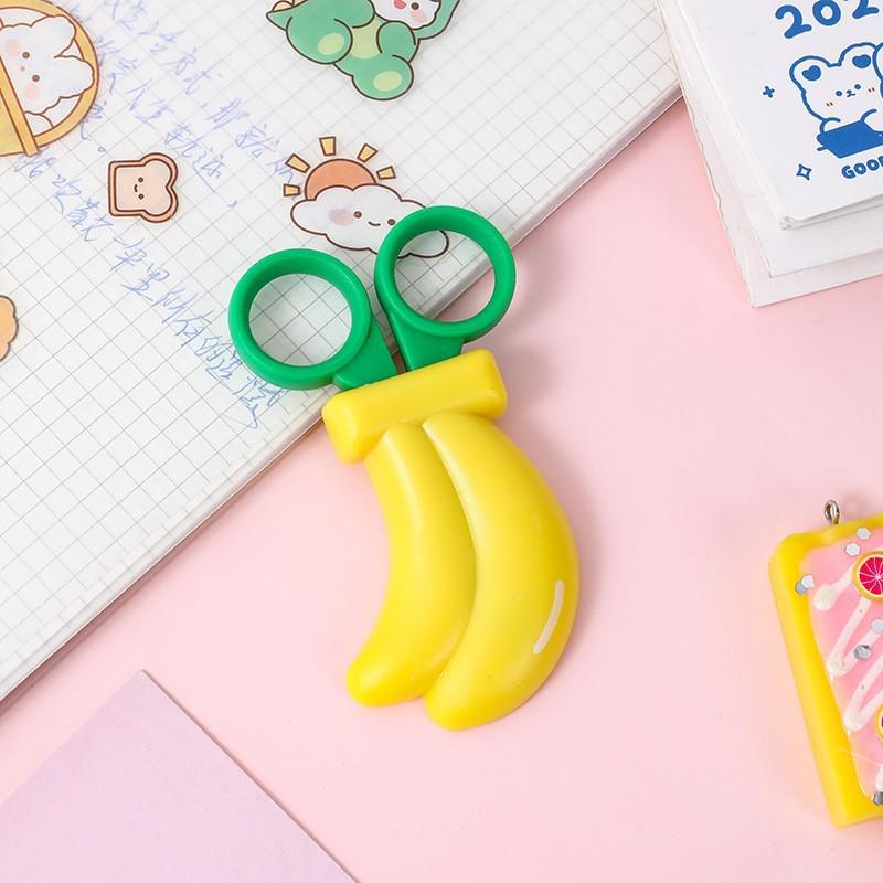 Colorful Kids' Round-Head Craft Scissors with Magnetic Closure