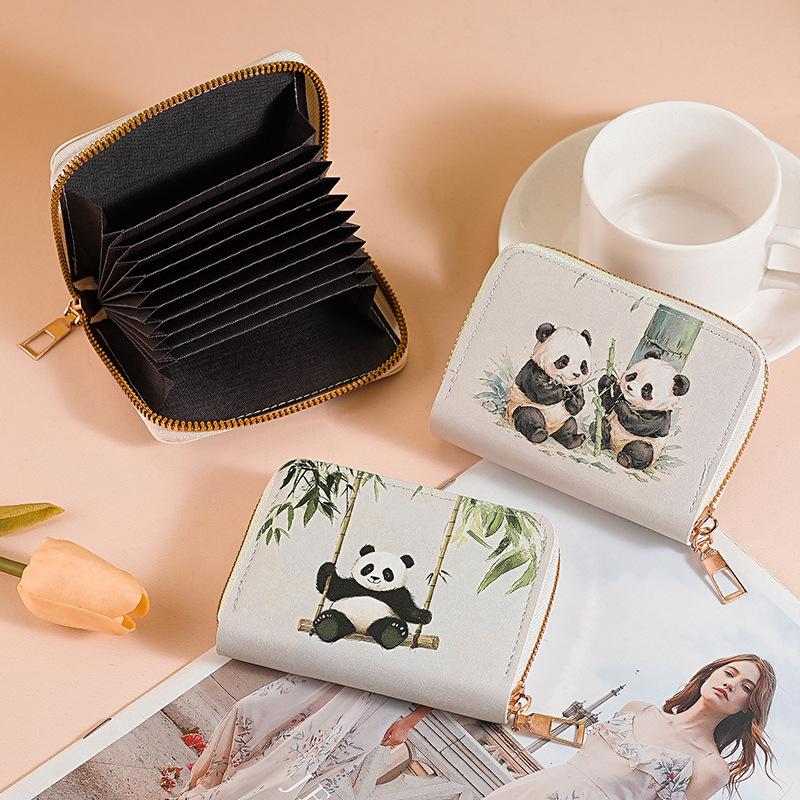 Trendy Panda Minimalist Wallet: Cute Design, Multi-Card Slots, Coin Pocket, Handheld Card Holder.