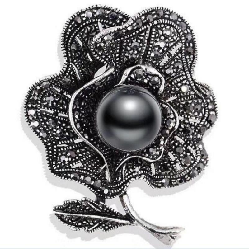 Gun Black Rhinestone Bow Brooches For Women Pearl Plant Pin Flower Lapel Pins Office Party Friend Gifts Jewelry Accessories