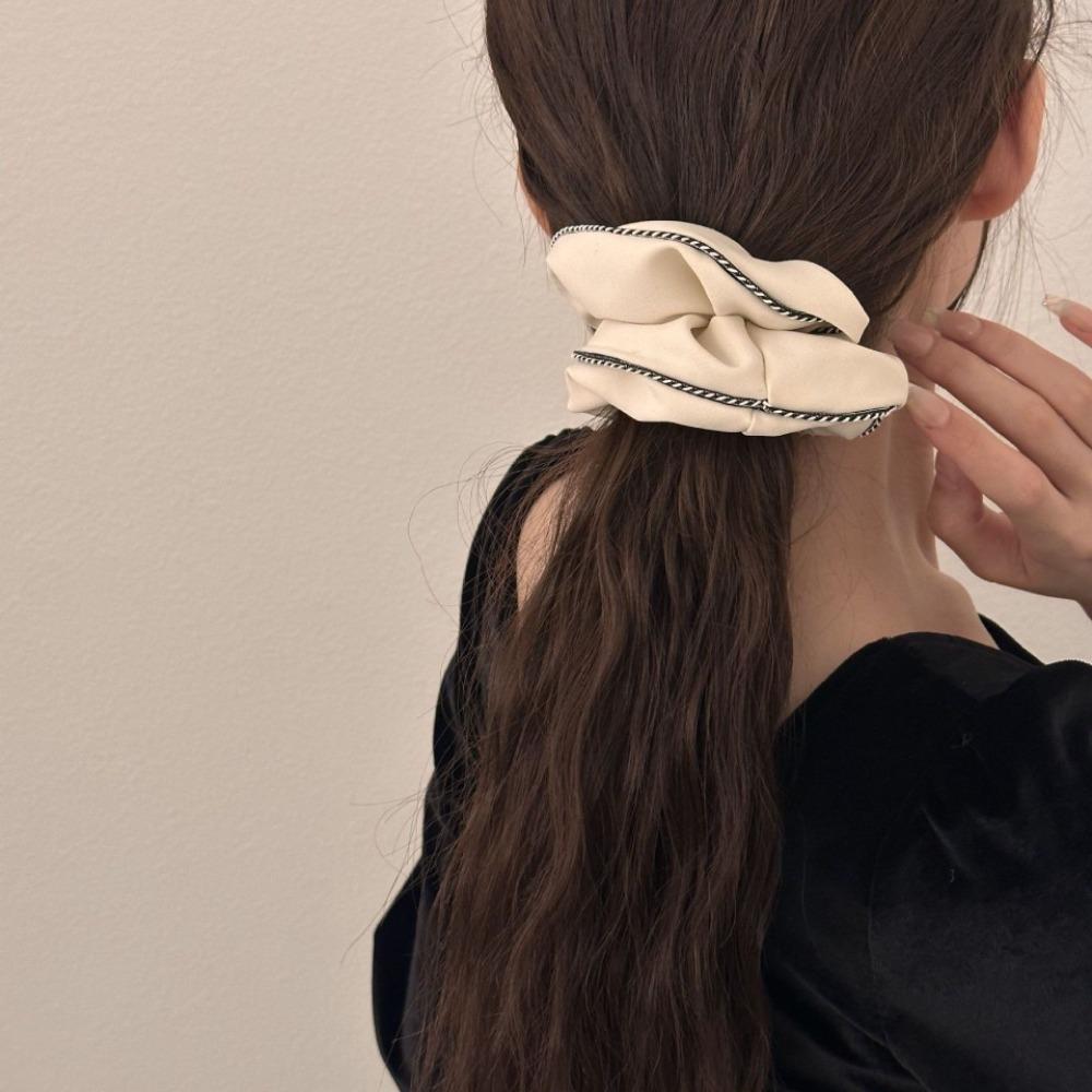 1/4pcs Contrast Trim Scrunchie Minimalist Elegant Perfect for Daily Sophisticated Looks Chic Hair Accessory Women Office