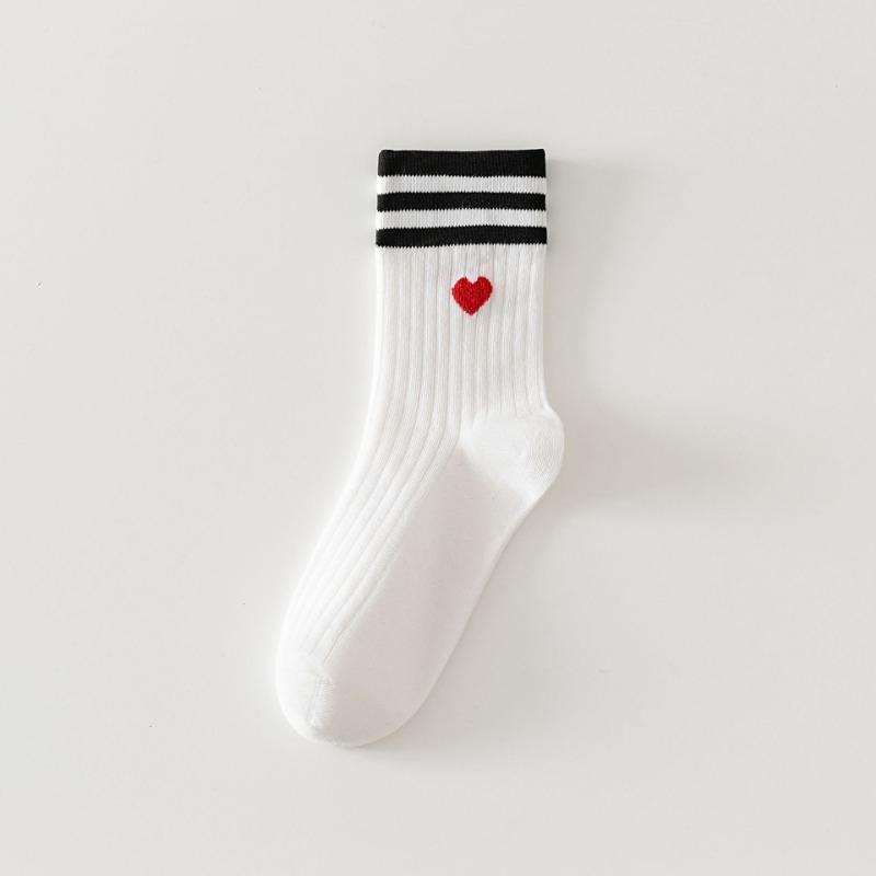 Female Autumn and Winter New Stripe Three Bar Cotton Preppy Style Love Boneless Tube Socks