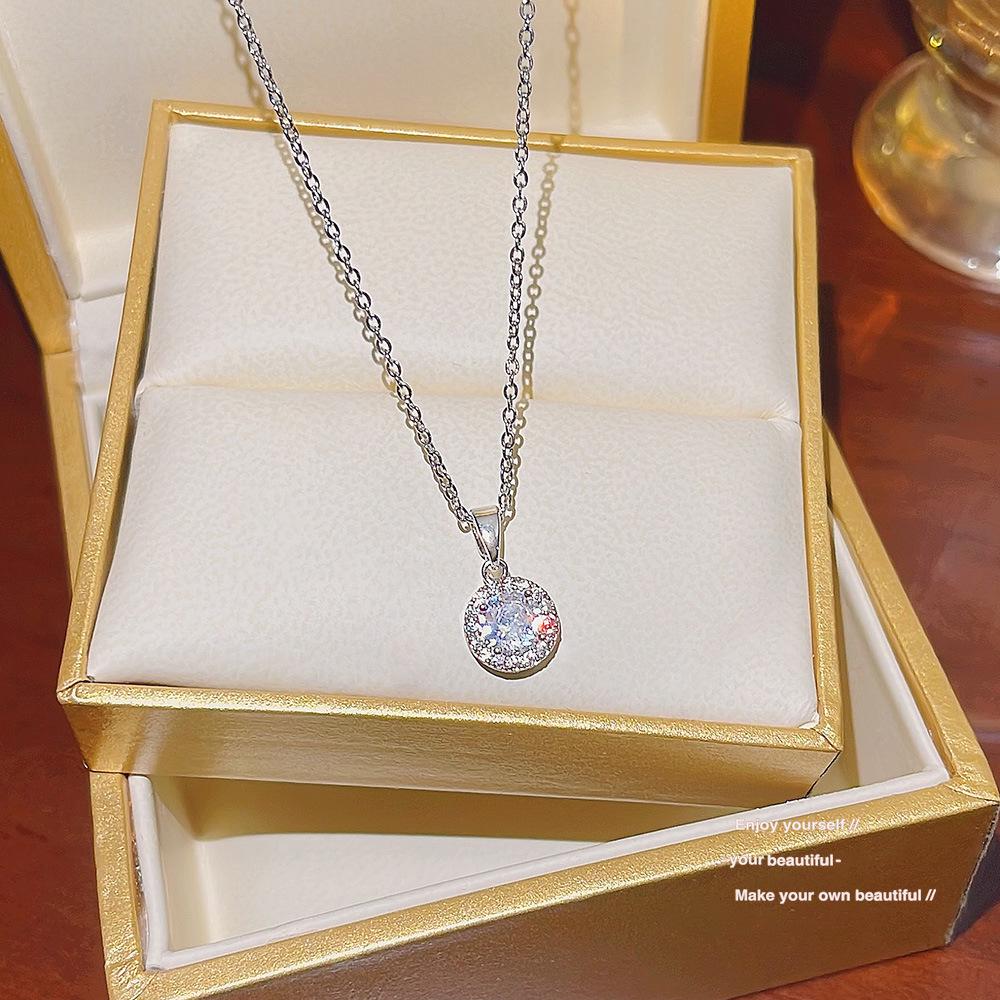 Korean Pearl Titanium Steel Versatile Choker - Luxury Women's Necklace