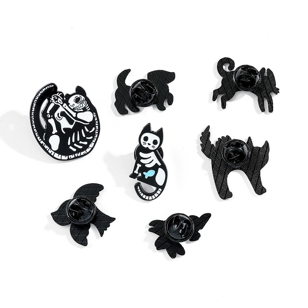 Personalized creative dark skeleton kitten brooch Halloween series puppy bird skeleton metal badge pin