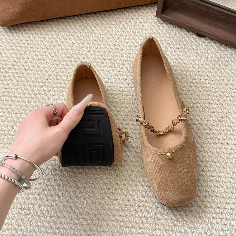 New Retro Single Women's Shoes with A Square Toe and Flat Top