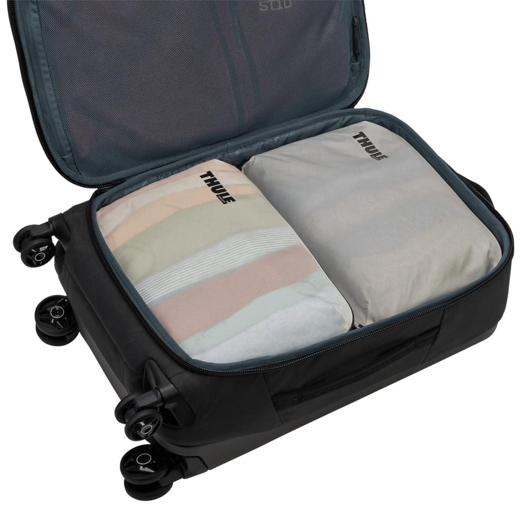 THULE Compression Packing Cube Medium Case - Durable, Water-Repellent, Holds Approximately 10 T-Shirts - 3204859 White
