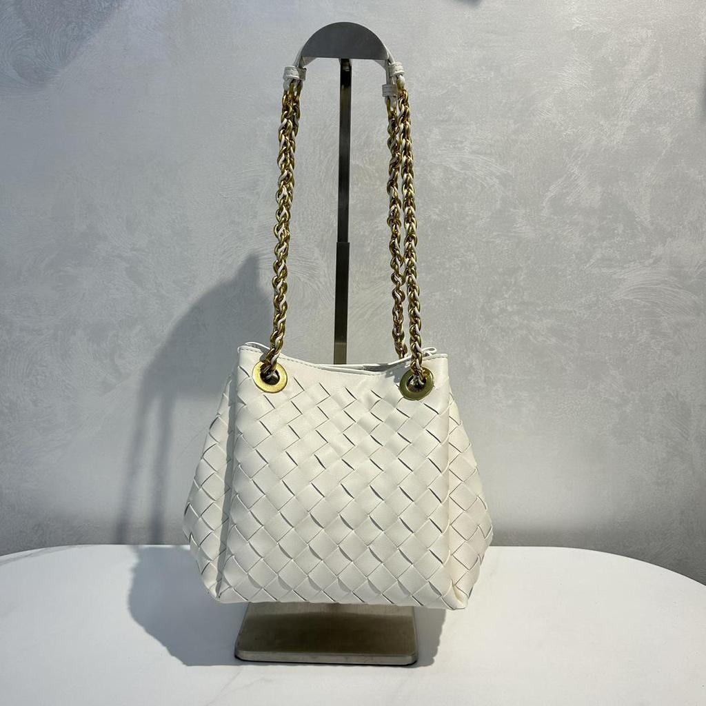 2025 Women's Handmade Leather Woven Chain Bag – Versatile Shoulder & Messenger Bag