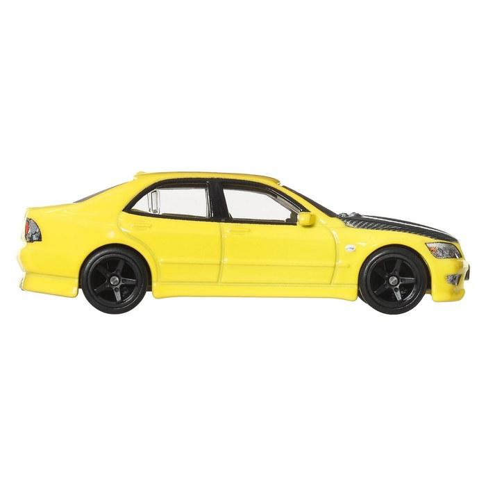 Hot Wheels Boulevard '98 Toyota Altezza Vehicle Toy Car 1/64 Scale, Yellow, JBL23