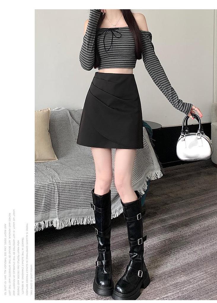 Plus Size Women's High Waist Black Irregular Short Skirt - Autumn/Winter Slimming Style