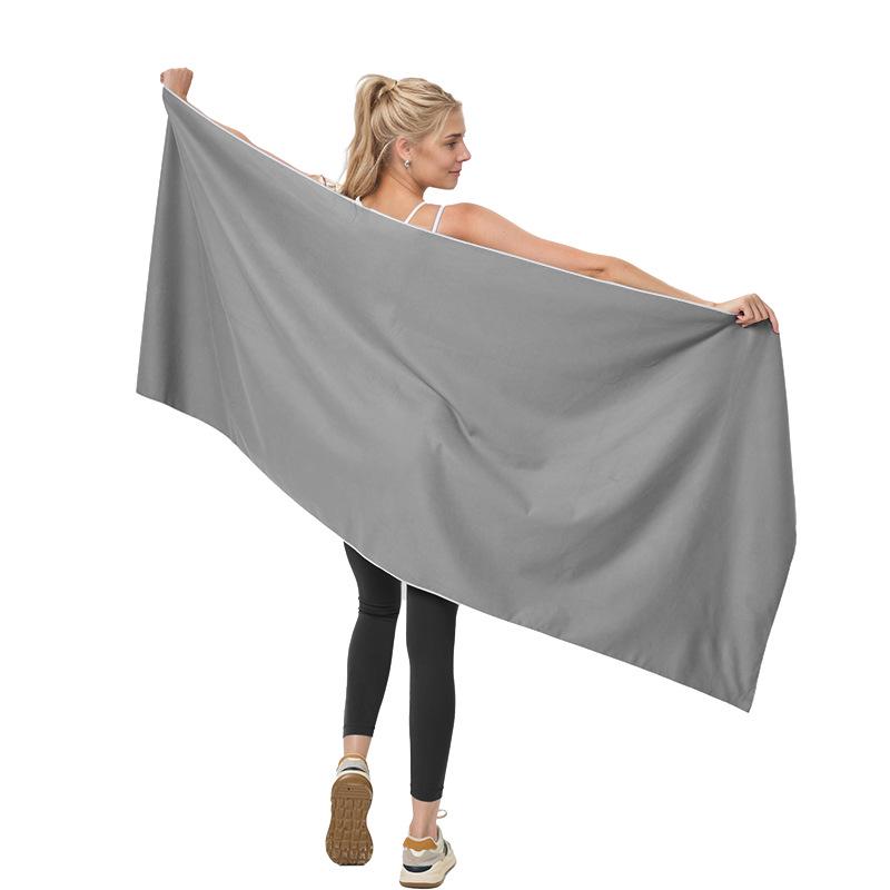 Magnetic Quick-Dry Microfiber Sports Beach Towel