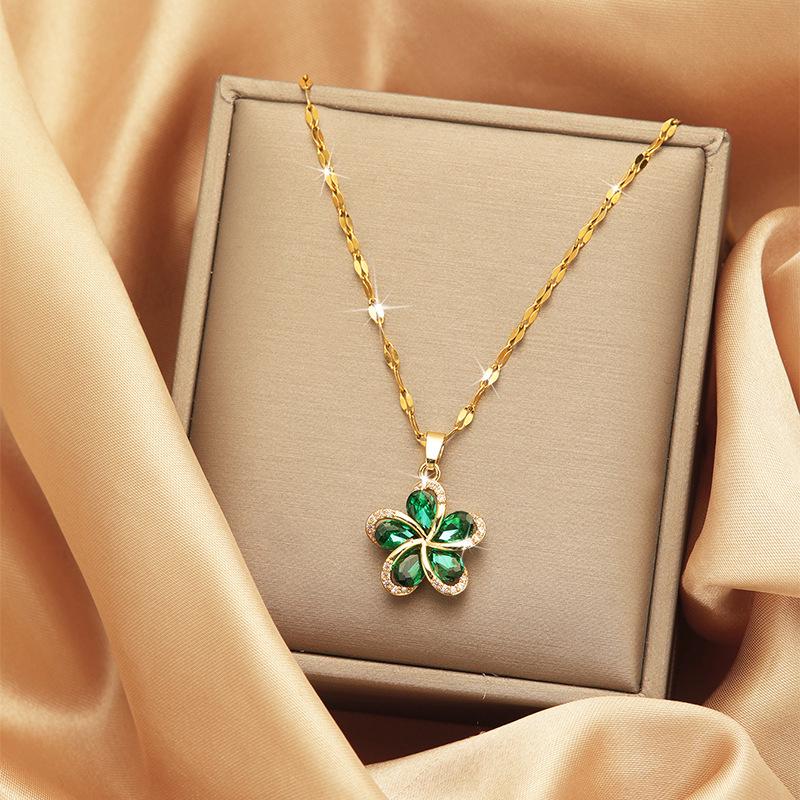 Titanium Steel Emerald Zirconia Flower Necklace - Elegant, Versatile Clavicle Chain with Exquisite Pendant for Women