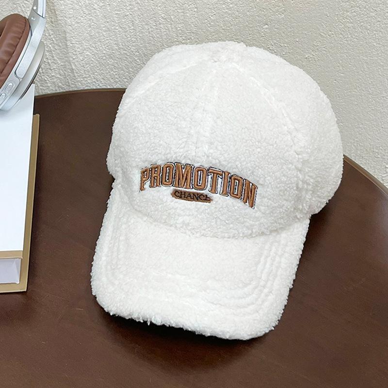 Lamb plush hat women's autumn and winter new wide-brimmed cap winter warm windproof face small baseball cap