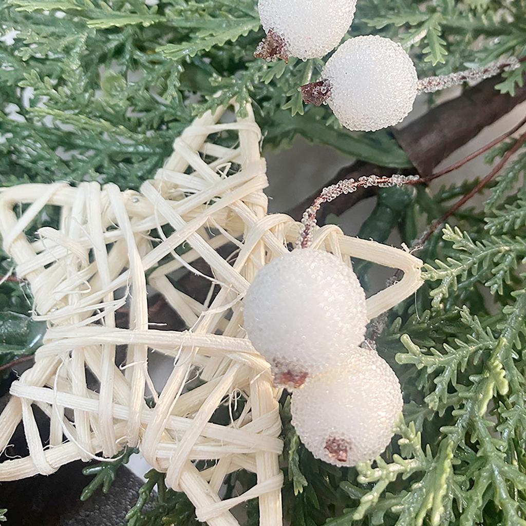 Berry And Pinecones Swag , Artificial Needle Wall Hanging Christmas Pentagram Interior Wall Hanging Green Plant Interior Decoration