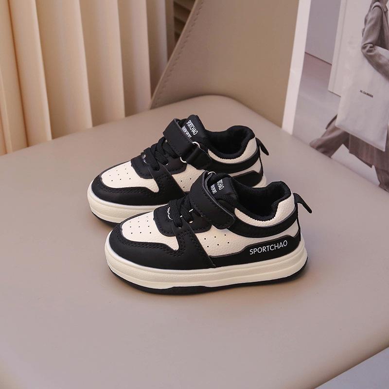 

Spring & Autumn Soft Sole Toddler Shoes - Trendy Low-Top for Boys & Girls Size 15 - 11.5cm чорний
