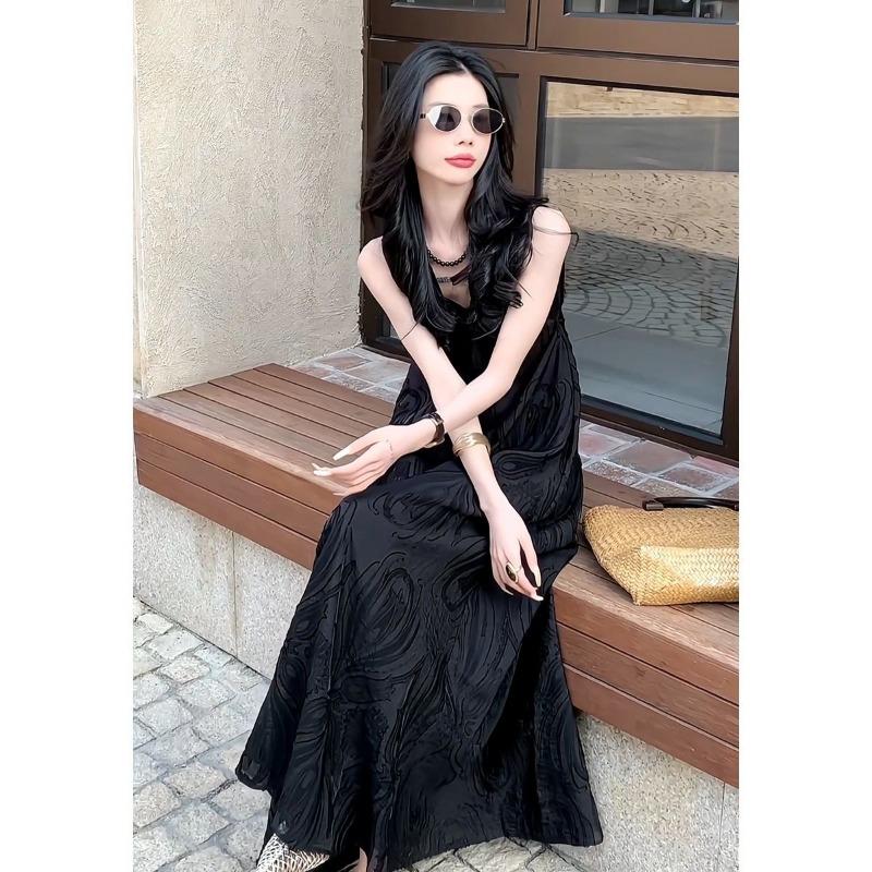 Women's White Lace Maxi Dress Sleeveless V Neck Loose Fit Beach Vacation Long Dress