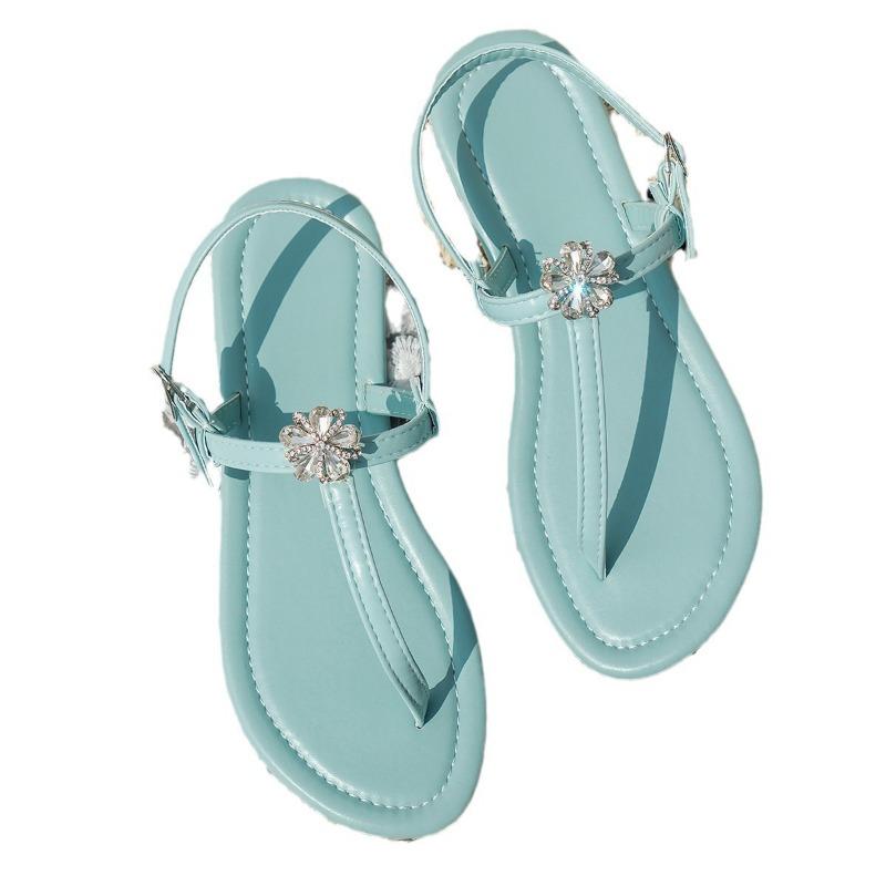 Large size rhinestone flower beach vacation slippers women's summer new style flat toe women's sandals