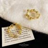 Simple temperament, round ball metal ear clips, no holes, high-end niche design, earrings, cold wind, retro gold earrings.