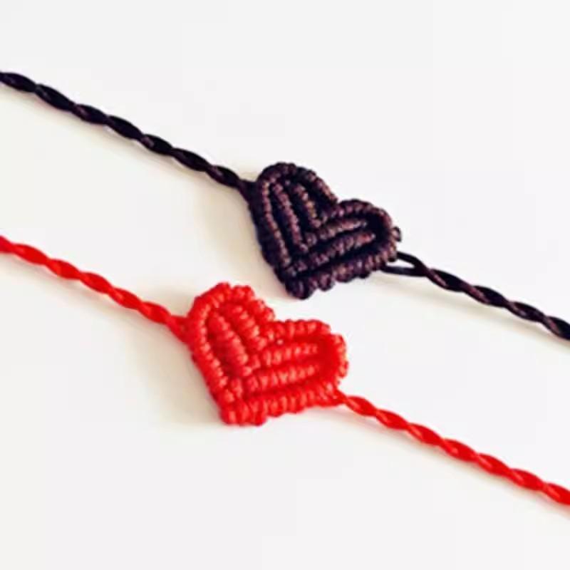 Handmade Red Heart Shaped Bracelet Couple Best Friend Red Rope Woven Unisex Love Symbol Travel Souvenir Gift Fashion Design