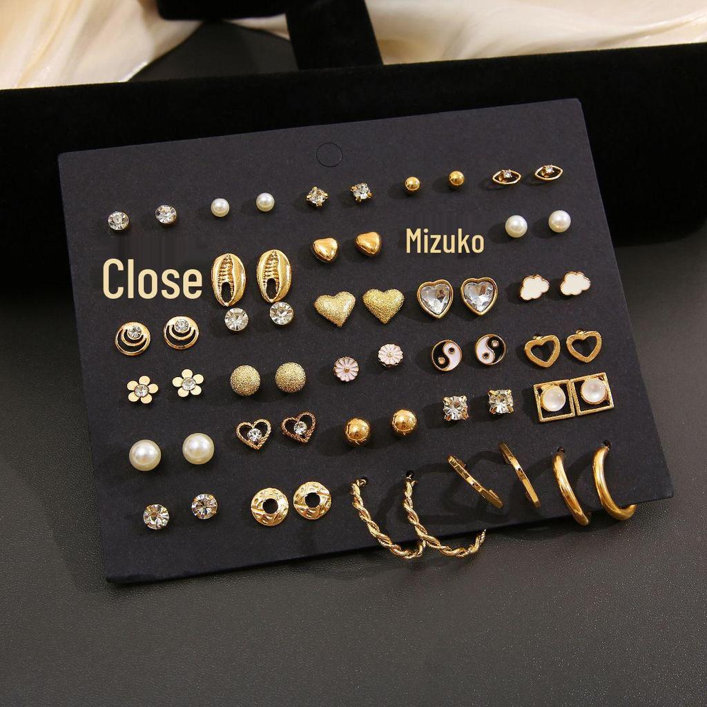 Perlen-Schmetterlings-Herz-Gänseblümchen-Ohrringe: 30-teiliges Retro-Ohrstecker-Set für Damen