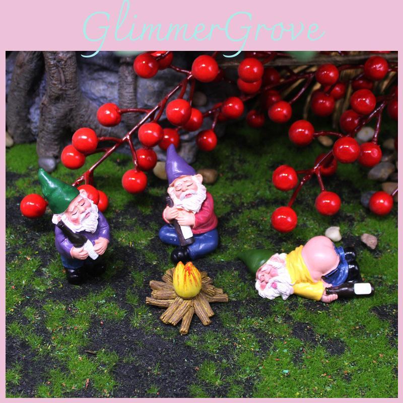 Resin Gnome Figurine With White Beard For Holiday Garden Decor And Gift Ideas