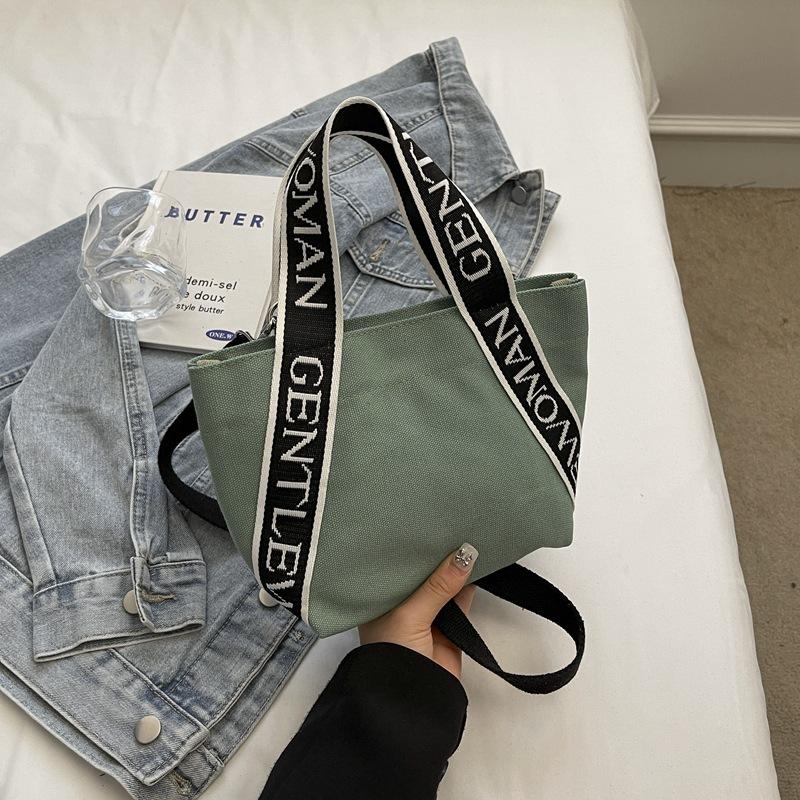 Casual alphabet canvas bag women's 2025 summer new shoulder bag trendy versatile student class tote bag