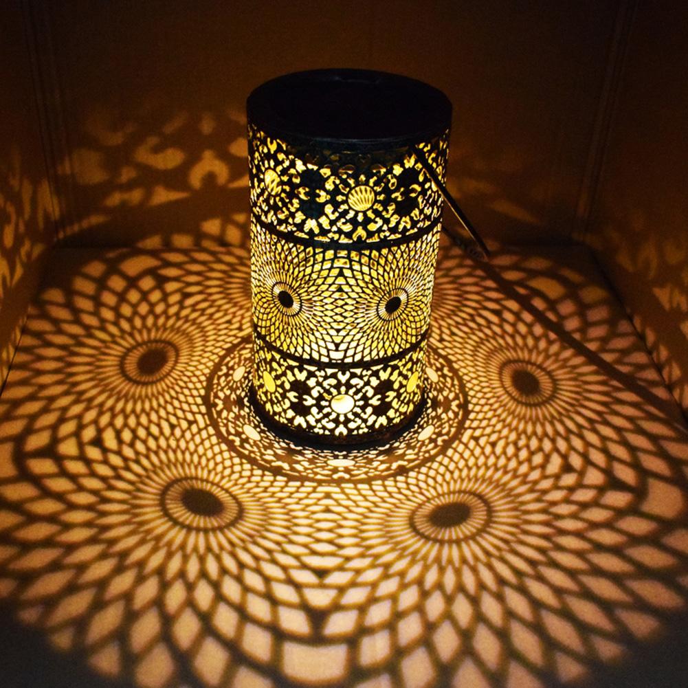 Solar Powered Retro Hanging Lantern Iron Hollow Hanging Lights 120mAh Aesthetic Projection Lamp for Patio Yard Backyard