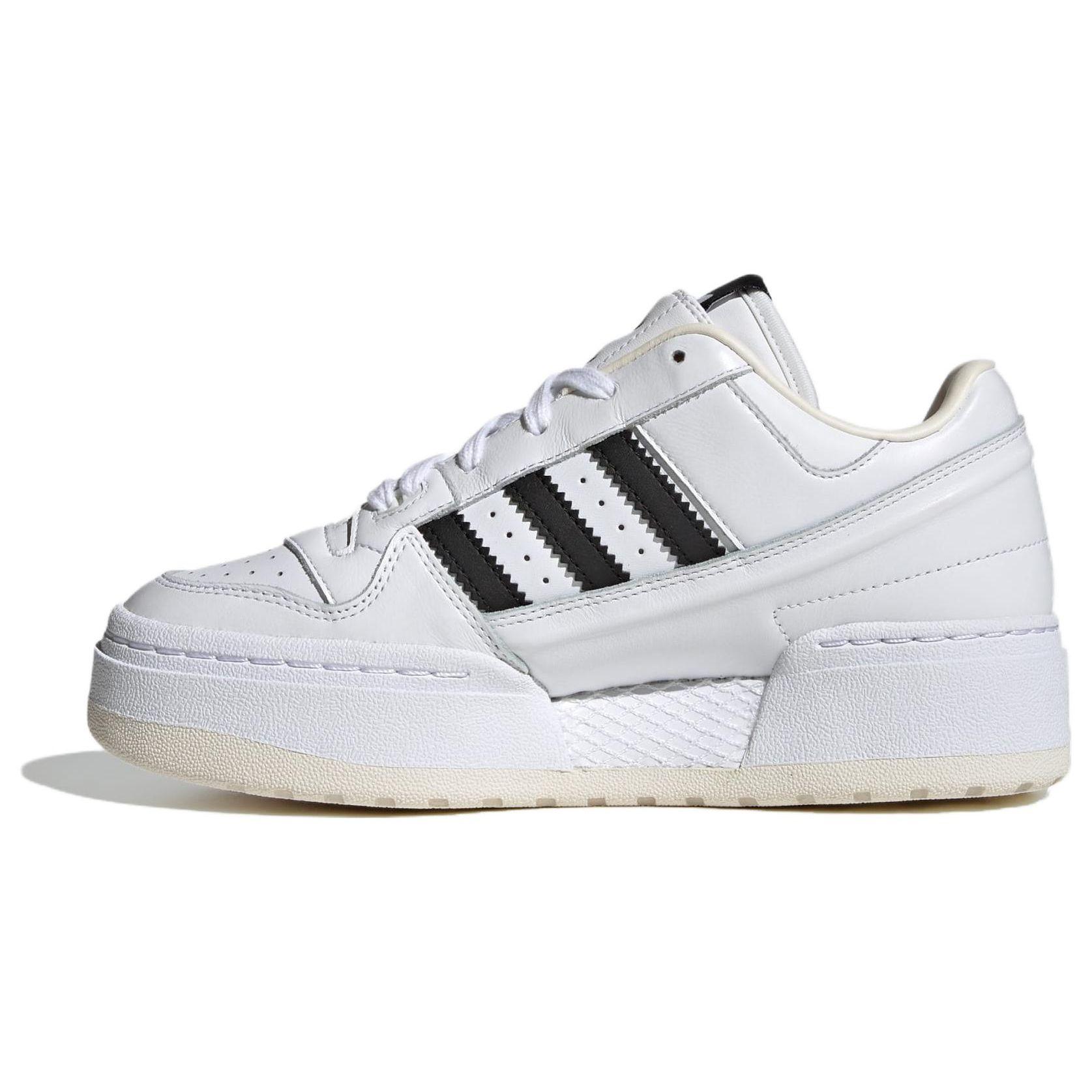 

Жіночі кросівки adidas Forum XLG White Black Cloud-White Core-Black IG2578 38⅔