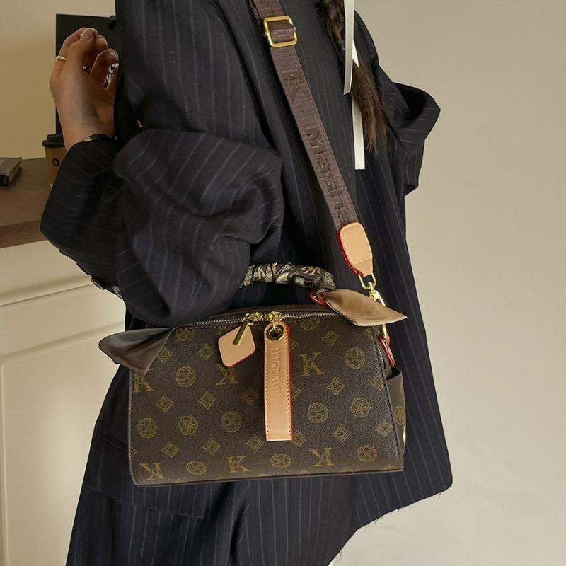 New High-end Fashion Versatile Retro Printed Handbag for Women, Popular High Looks, Light Luxury Single Shoulder Crossbody Bag