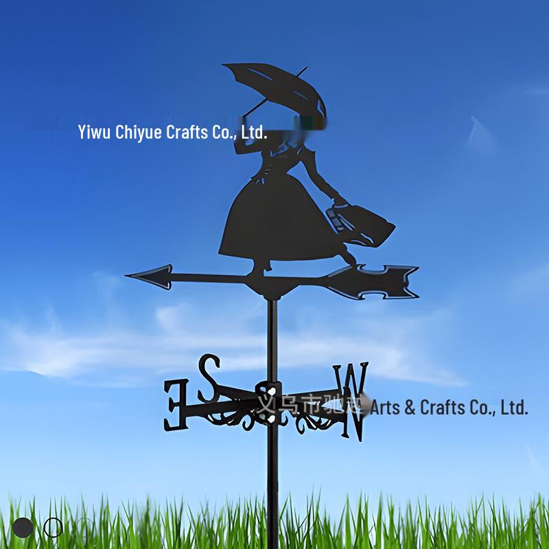 Weather Vane Ornament: Outdoor Wrought Iron Spray-Painted Roof Decoration Metal Craft