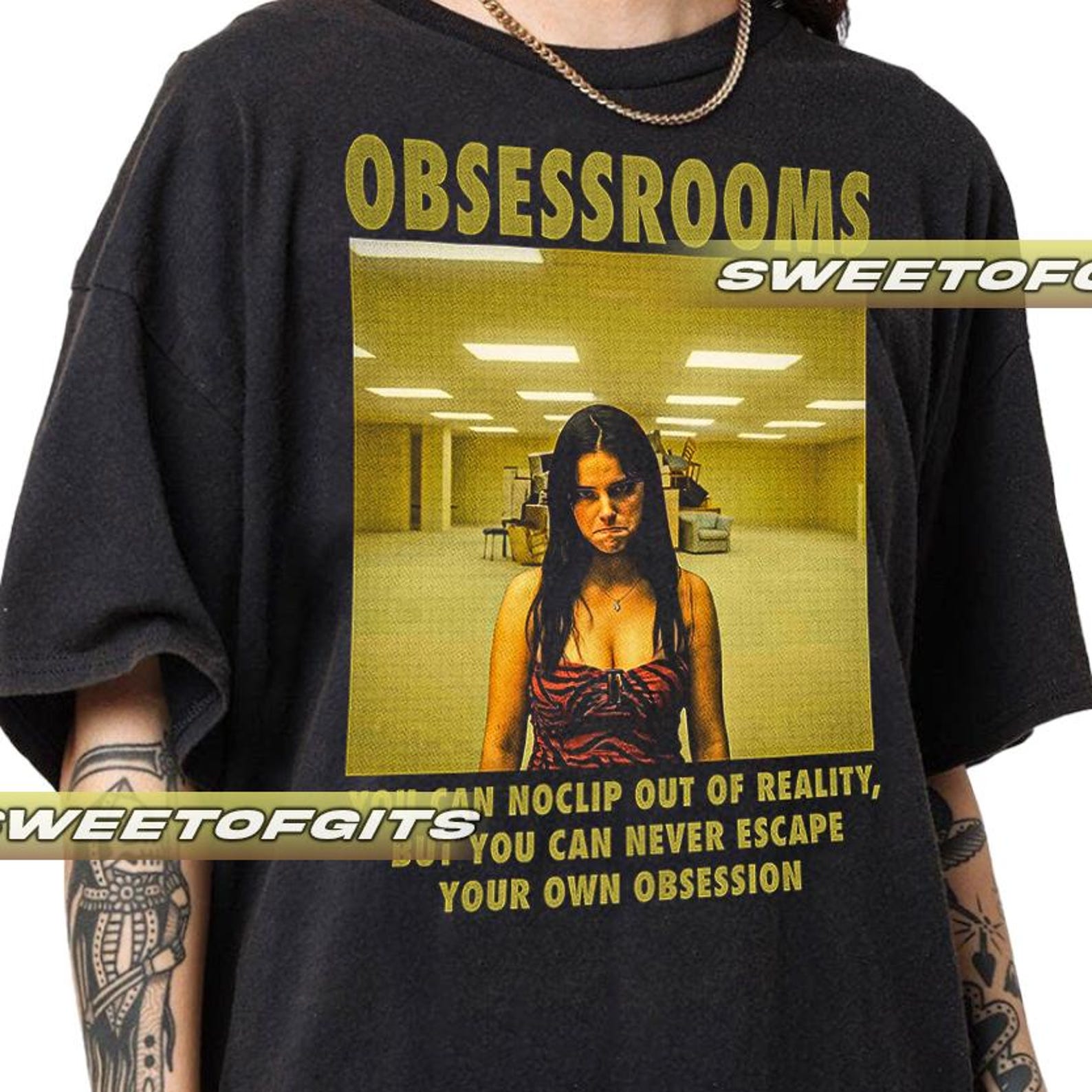 Limited Obsessrooms you can noclip out of reality, but you can never escape your own T-Shirt - Unisex vintage 90s L