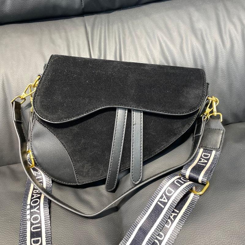 Матовая бархатная сумка-седло осень-зима новая на плечо через плечо маленький рюкзак новая персонализированная женская сумка