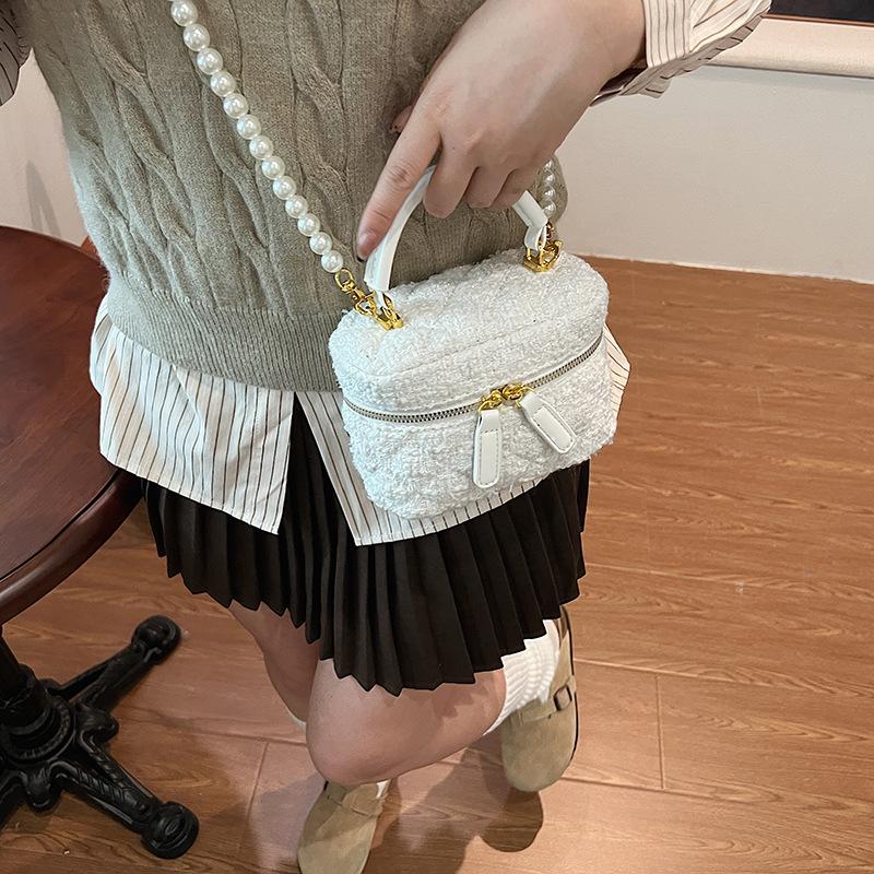 Xiaoxiangfeng Woolen Handbag Women'S Fashion Rhombus Pearl Chain Bag Shoulder Bag
