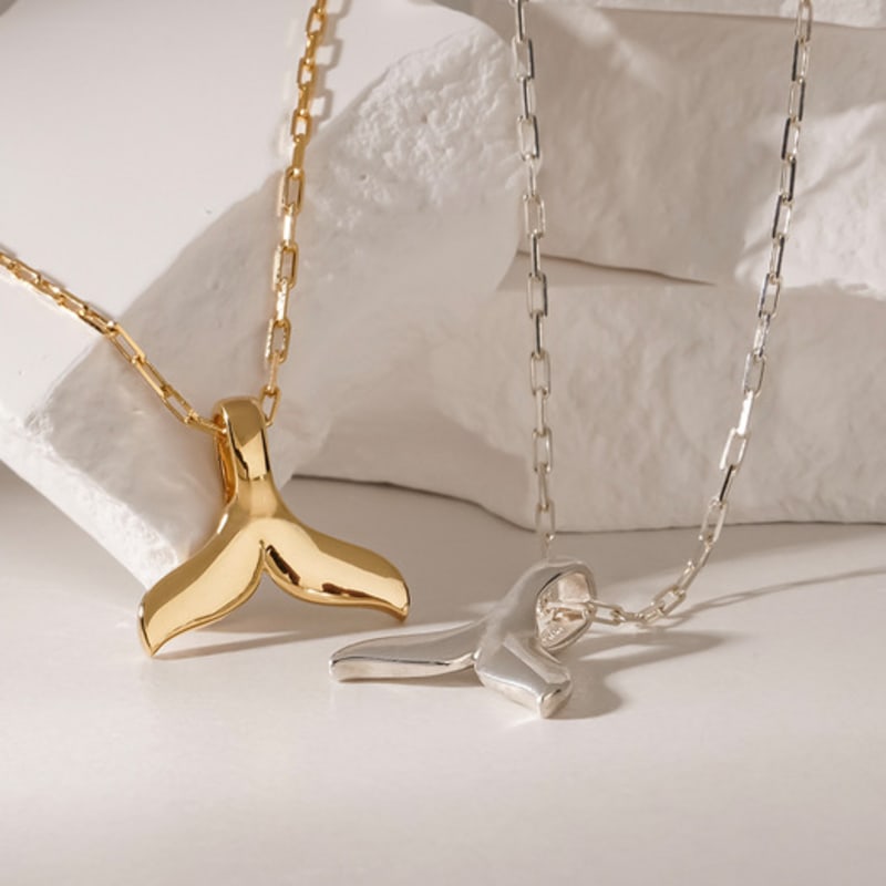 JEWNEL Silver925 Bold Dolphin Tail Chain Necklace (2 colors)