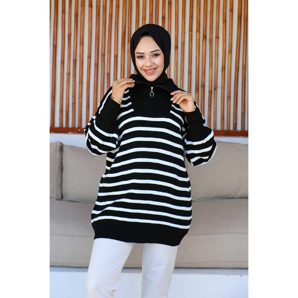 Pulover din tricot cu dungi cu guler negru